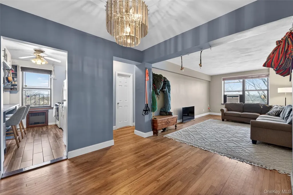 142-21 26th Avenue Flushing NY 11354