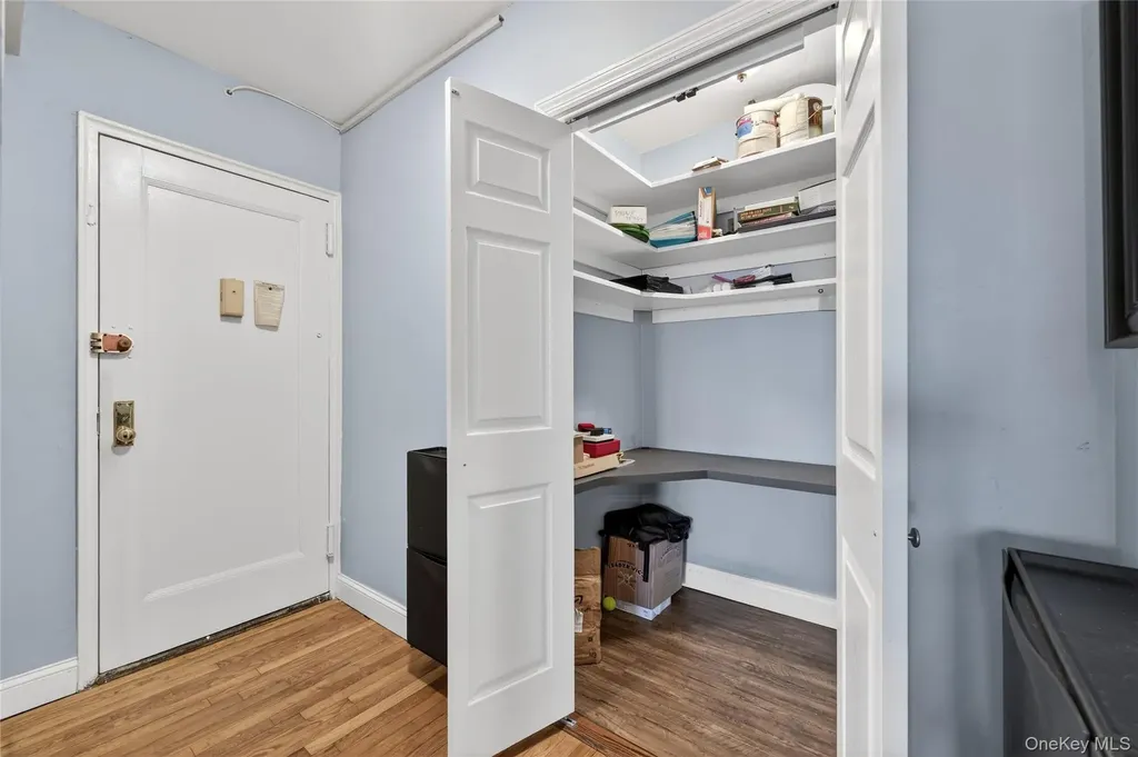 142-21 26th Avenue Flushing NY 11354