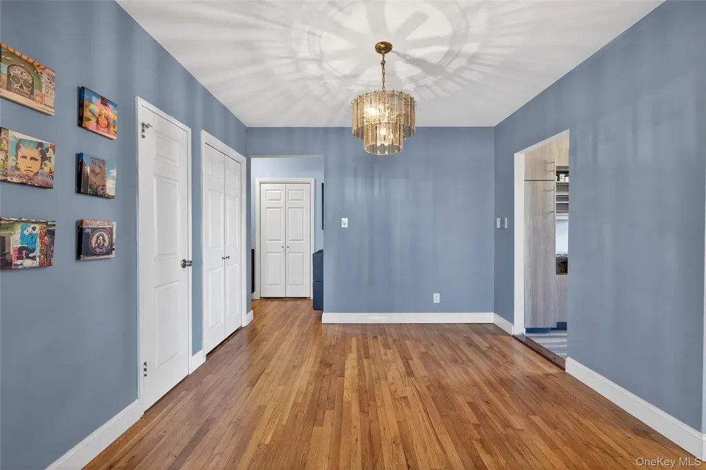 142-21 26th Avenue Flushing NY 11354