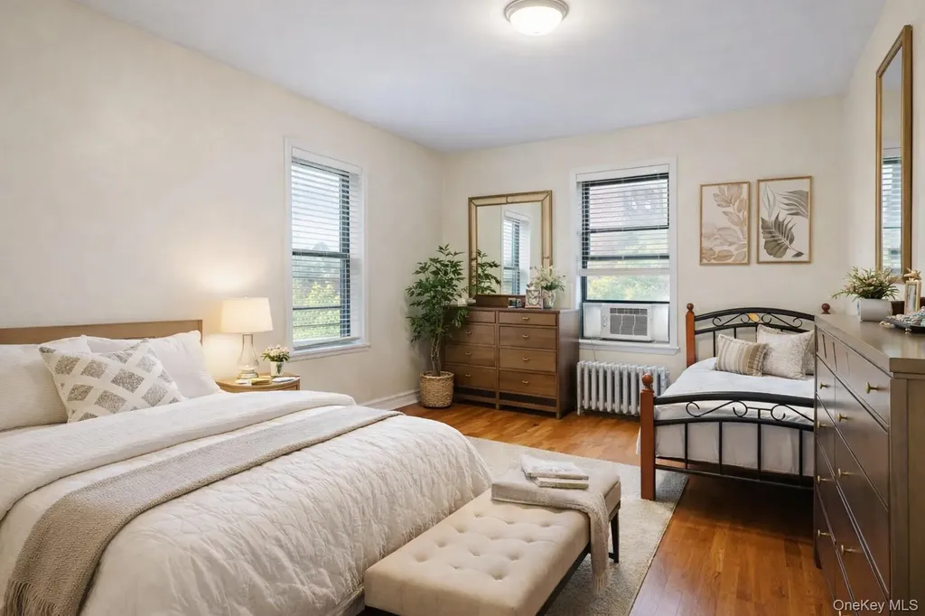1922 Mcgraw Avenue Bronx NY 10462