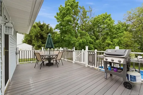 31 Top O Hill Road Wappingers Falls NY 12590