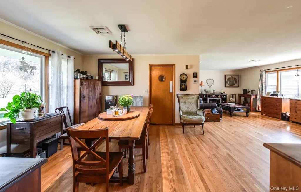 394 Smith Road Hyde Park NY 12538