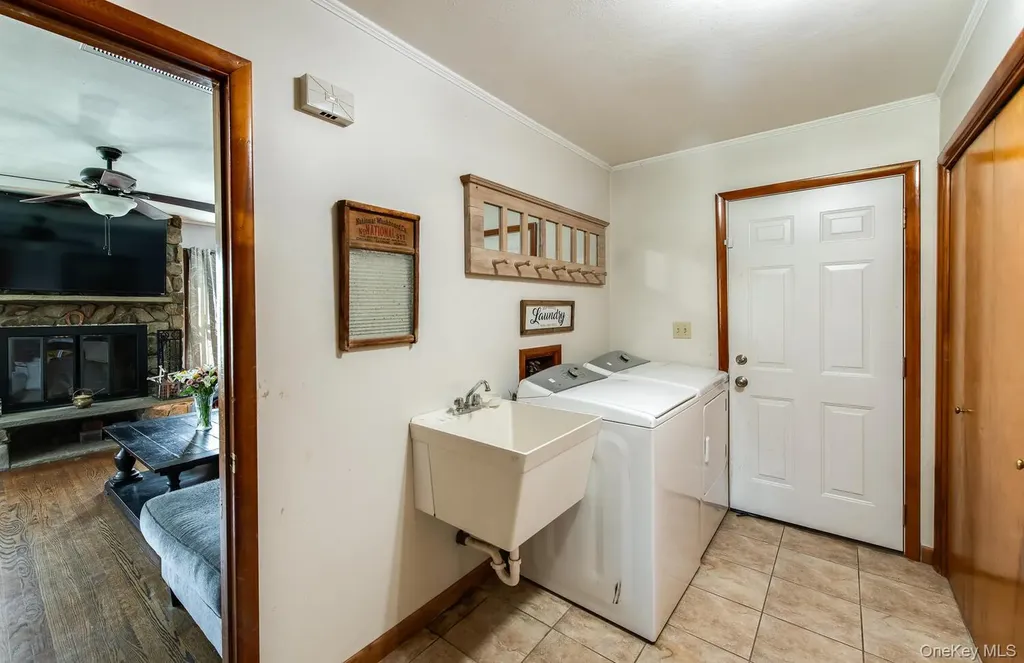 394 Smith Road Hyde Park NY 12538