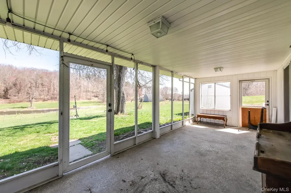 394 Smith Road Hyde Park NY 12538