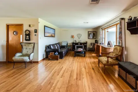394 Smith Road Hyde Park NY 12538