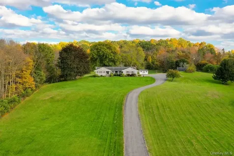394 Smith Road Hyde Park NY 12538