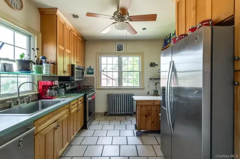 33 Cliff Street Beacon NY 12508