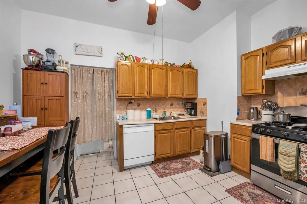 900 Glenmore Avenue Brooklyn NY 11208
