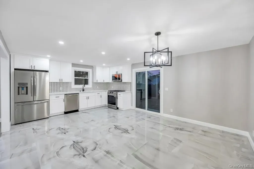 27 Ash Street Central Islip NY 11722