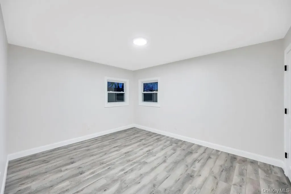27 Ash Street Central Islip NY 11722