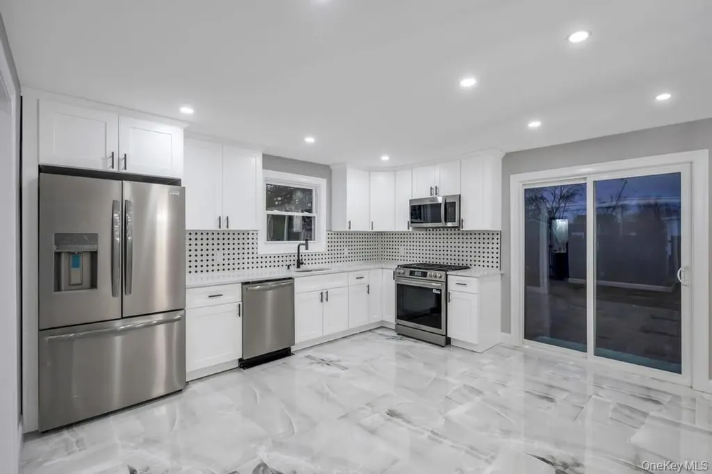 27 Ash Street Central Islip NY 11722