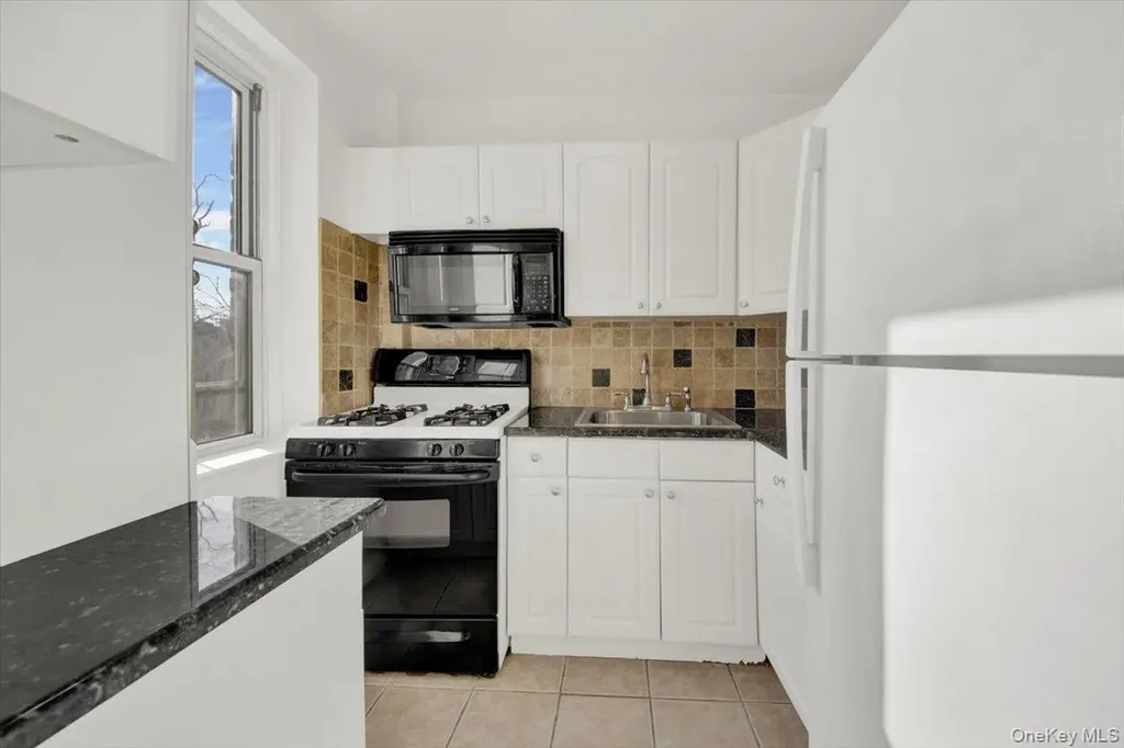 811 Bronx River Road Bronxville NY 10708