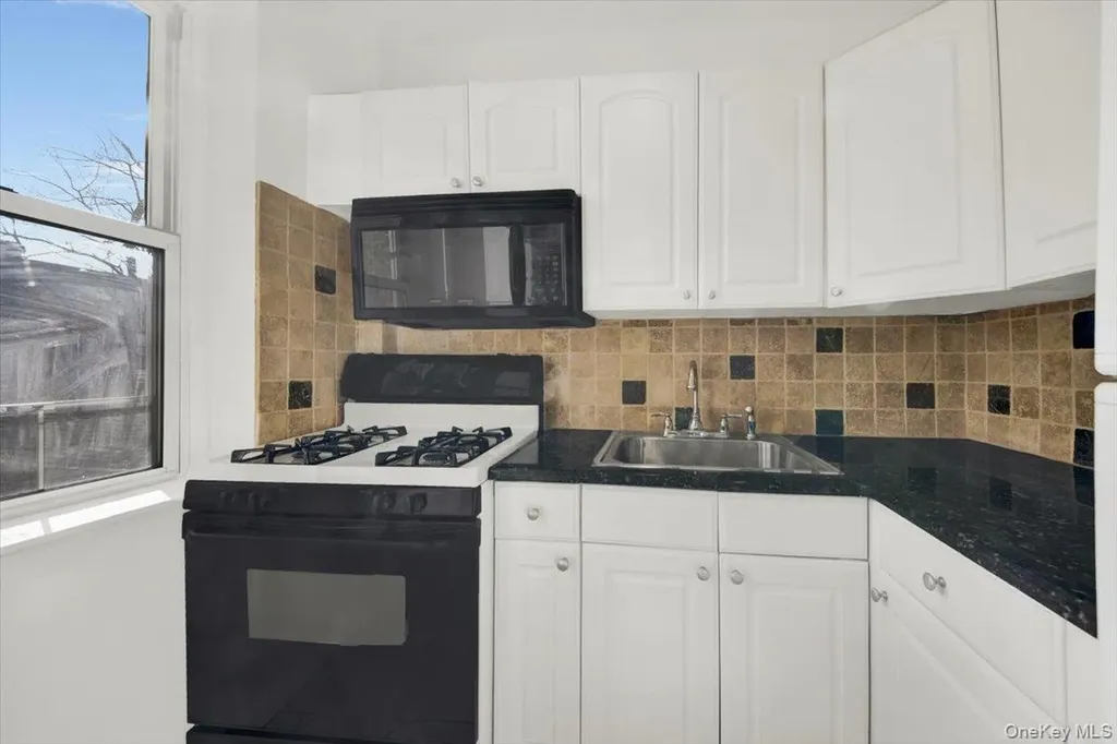 811 Bronx River Road Bronxville NY 10708