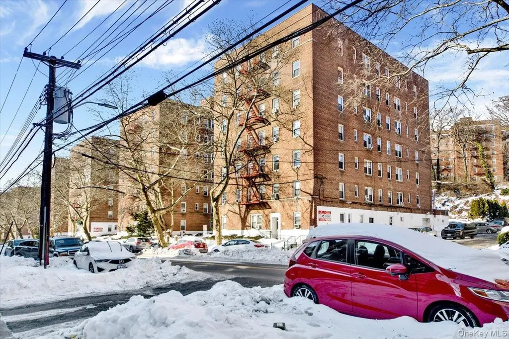 811 Bronx River Road Bronxville NY 10708