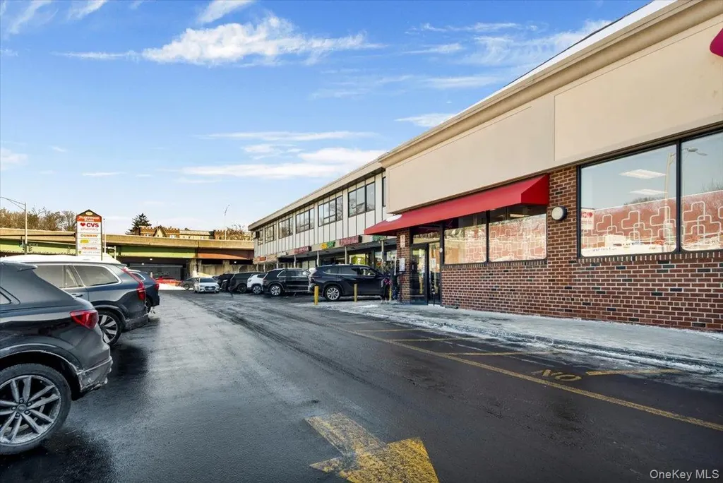 811 Bronx River Road Bronxville NY 10708