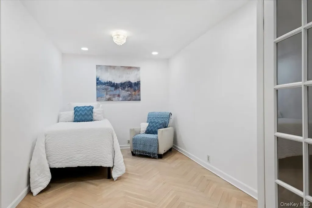 2 Brookridge Road New Rochelle NY 10804