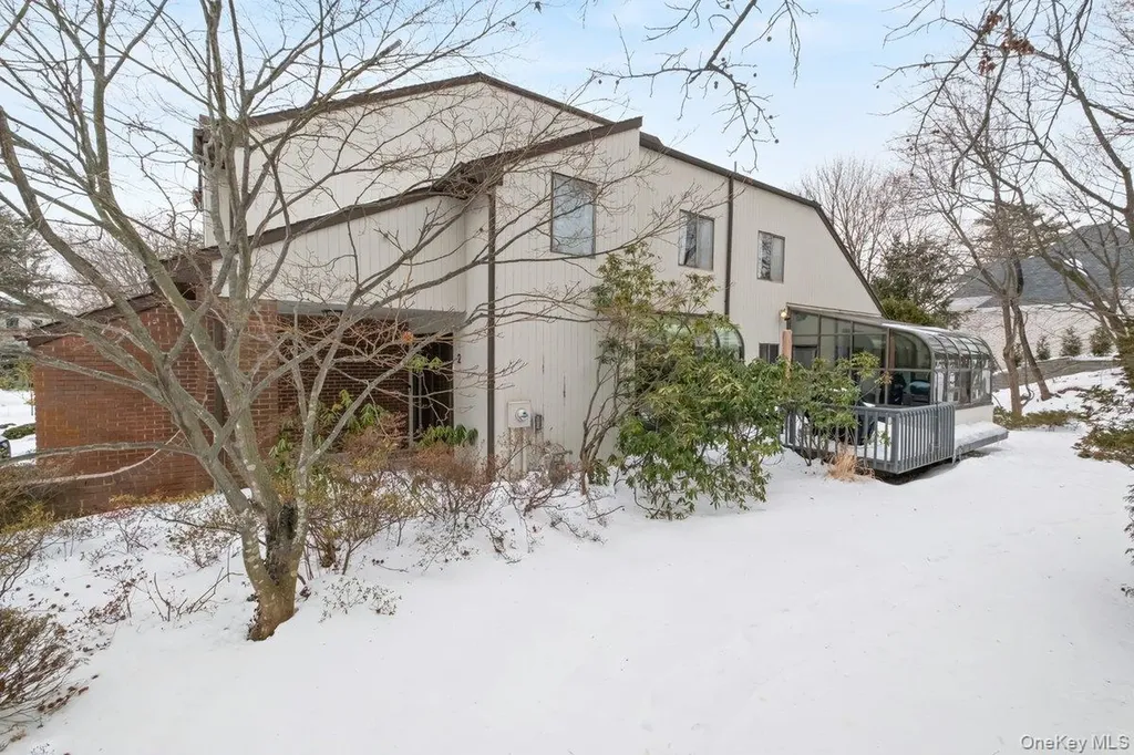 2 Brookridge Road New Rochelle NY 10804