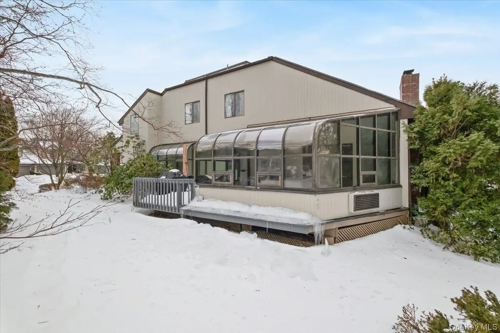 2 Brookridge Road New Rochelle NY 10804