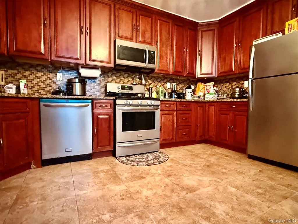 54-05 68th Street Maspeth NY 11378