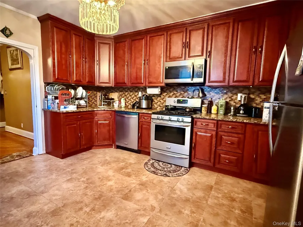 54-05 68th Street Maspeth NY 11378
