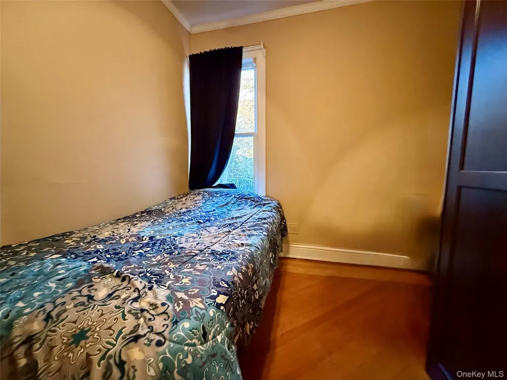 54-05 68th Street Maspeth NY 11378