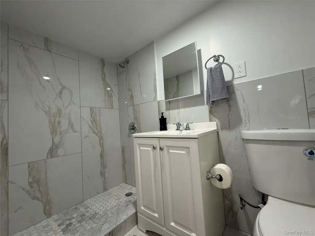 54-05 68th Street Maspeth NY 11378