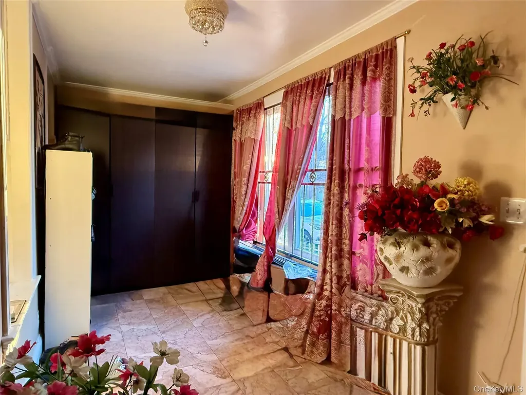 54-05 68th Street Maspeth NY 11378