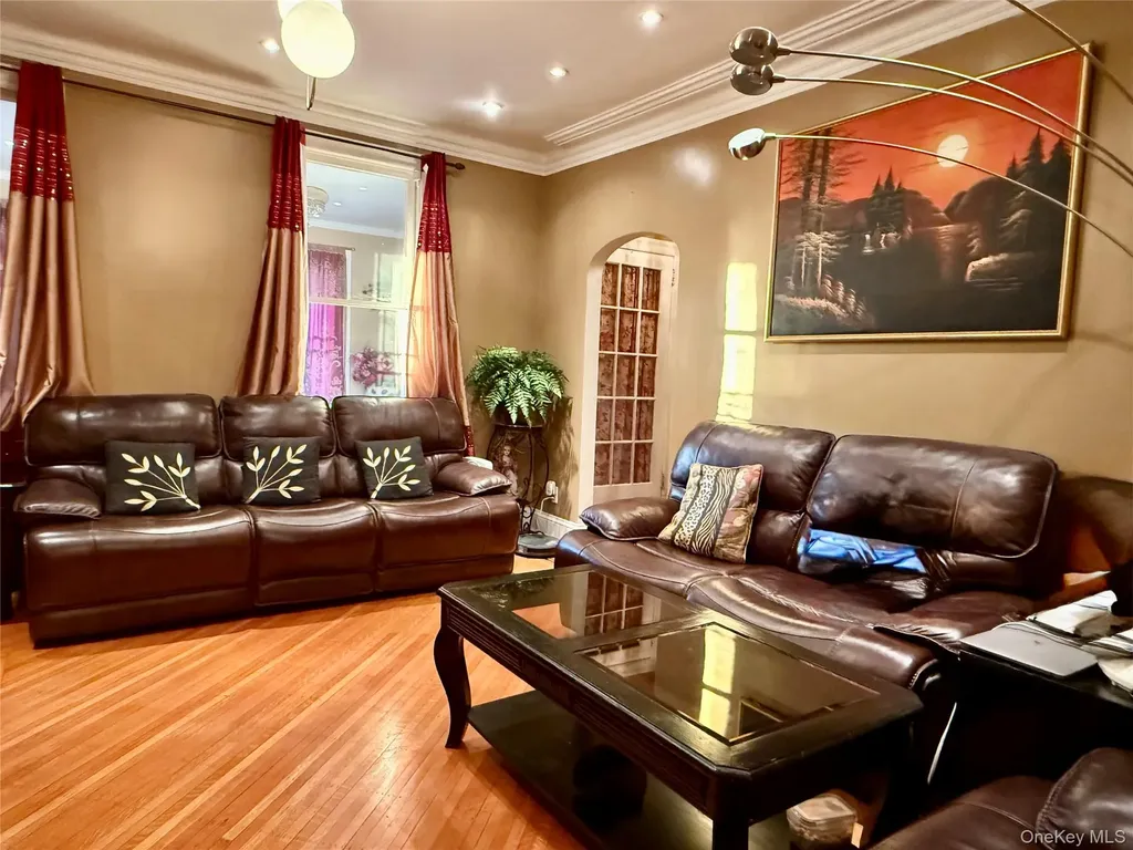54-05 68th Street Maspeth NY 11378