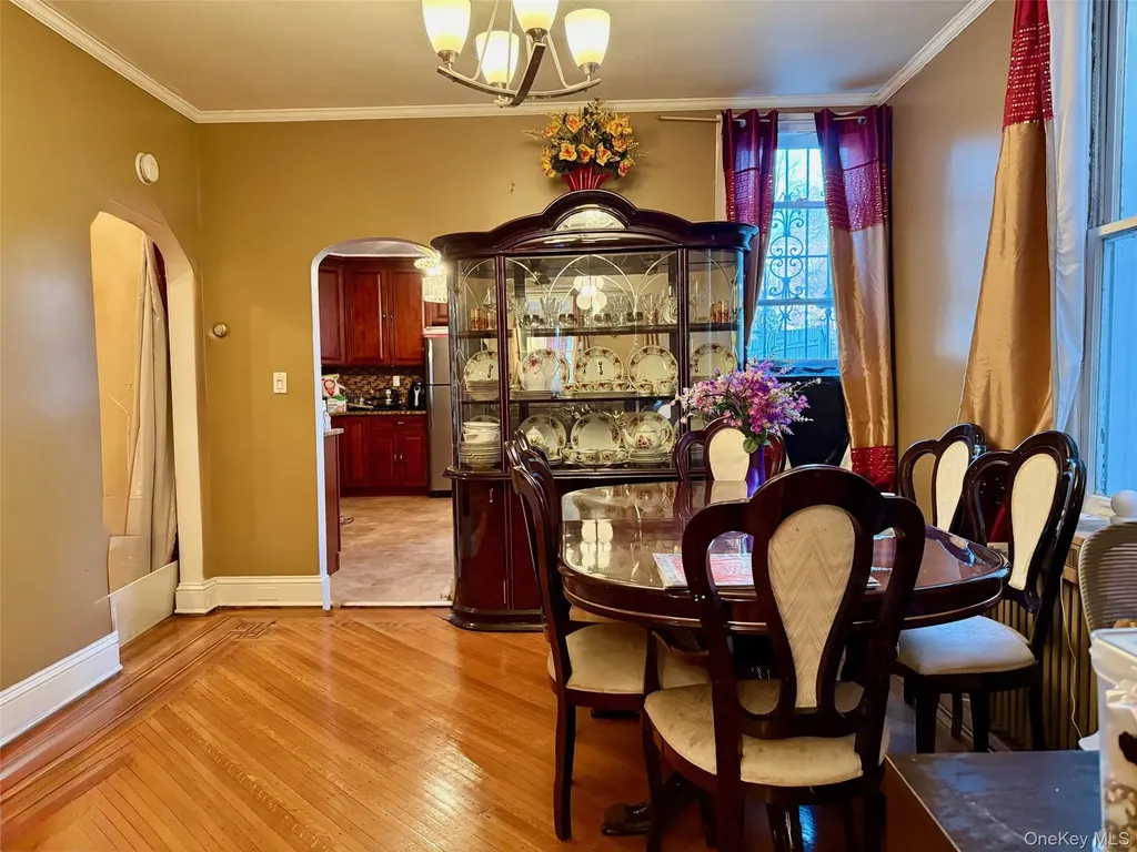 54-05 68th Street Maspeth NY 11378