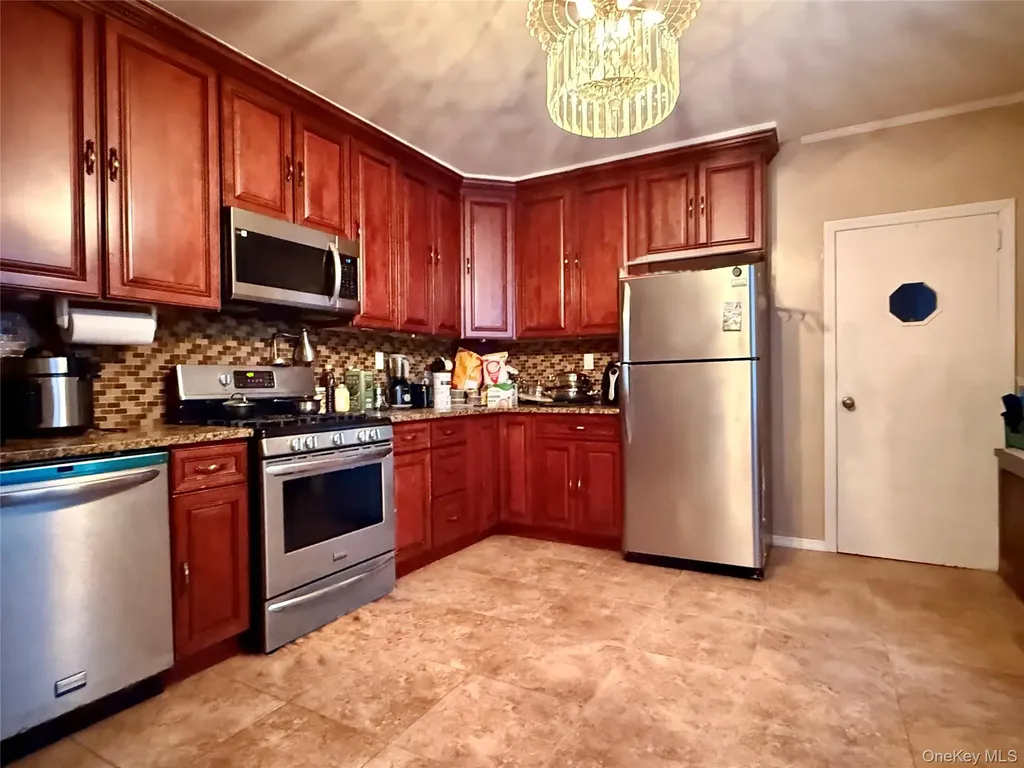 54-05 68th Street Maspeth NY 11378