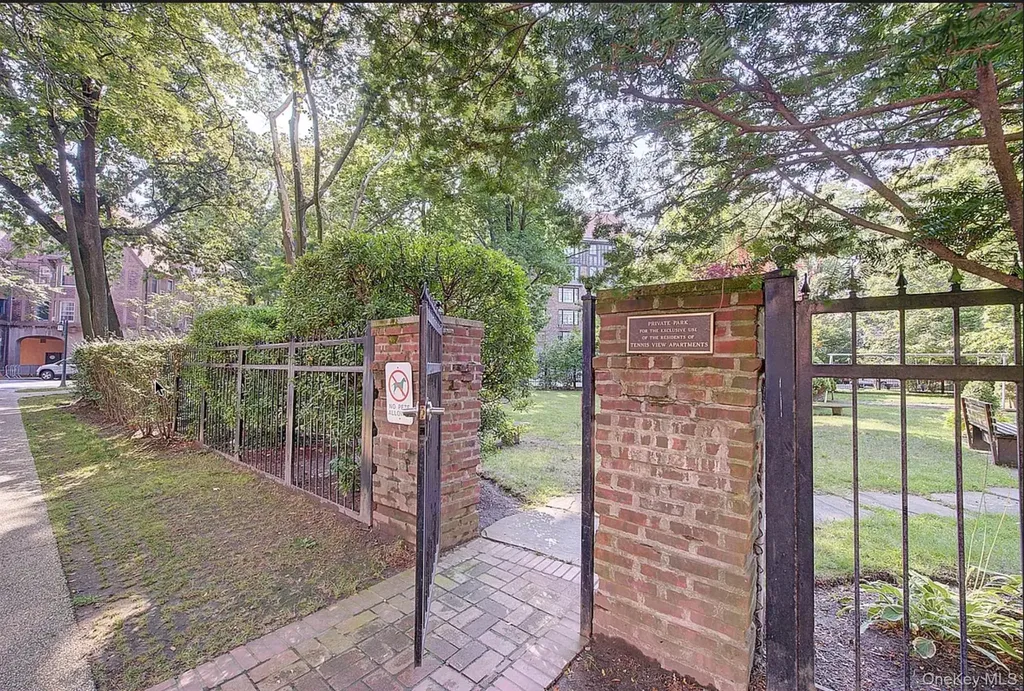 6 Burns Street Forest Hills NY 11375
