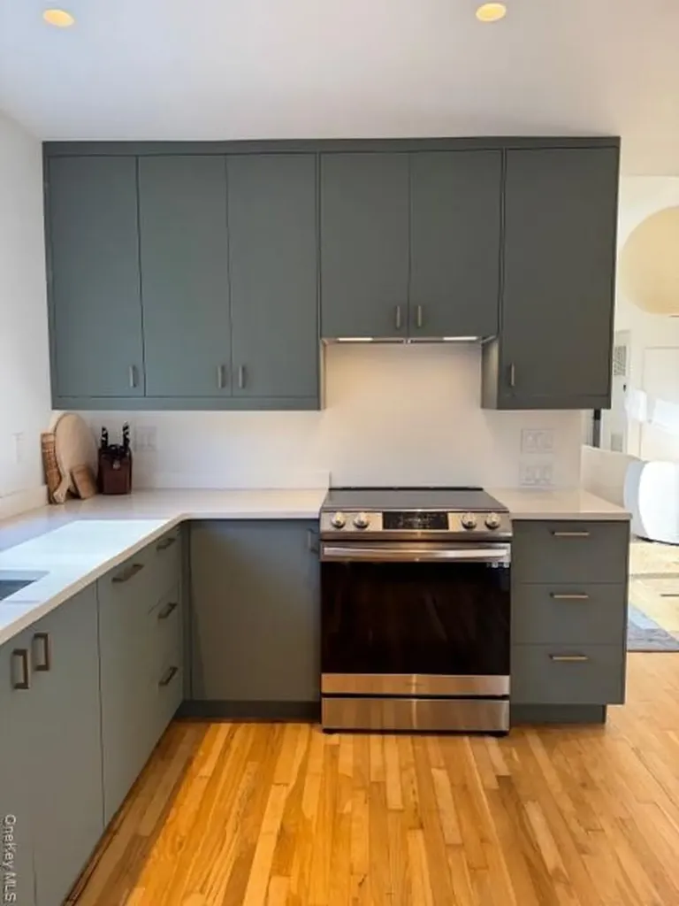 14 Park Circle Quogue NY 11959