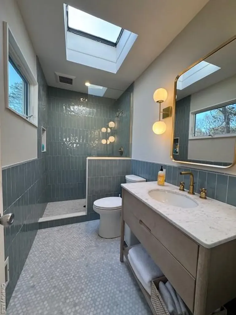 14 Park Circle Quogue NY 11959