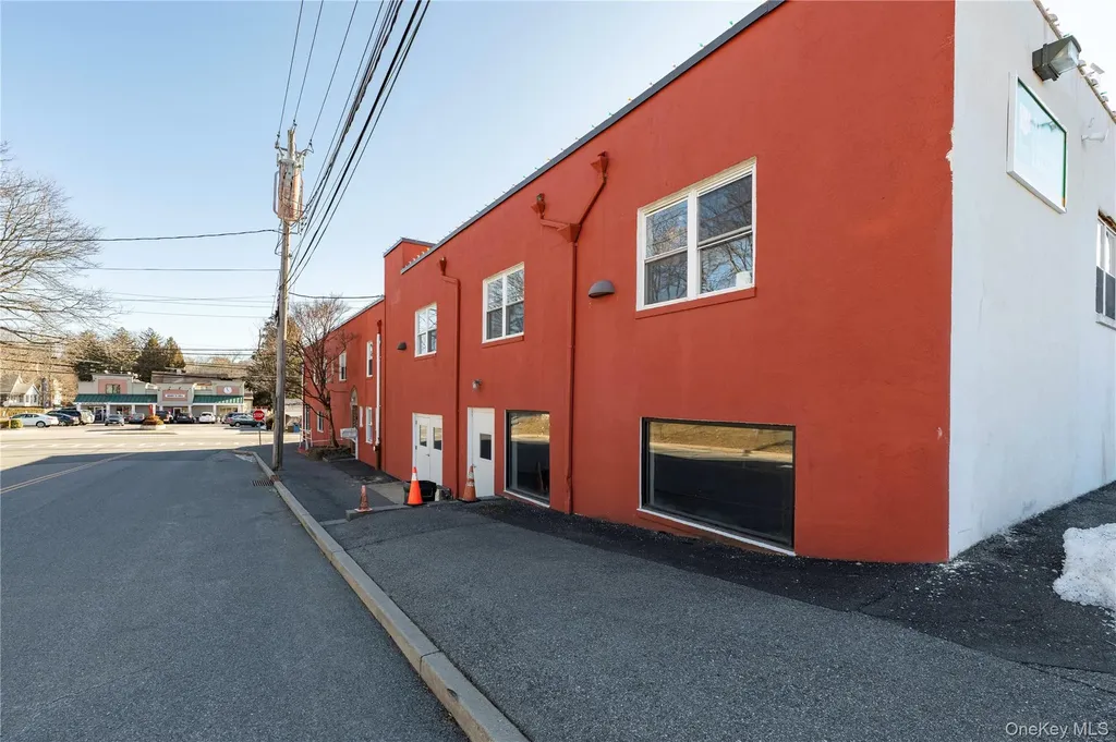 342 Lexington Avenue Mount Kisco NY 10549