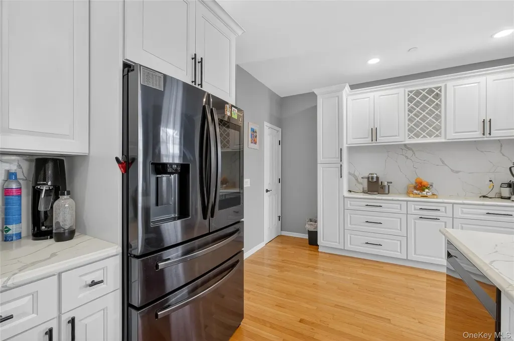 310 Bridgeview Drive Poughkeepsie NY 12601