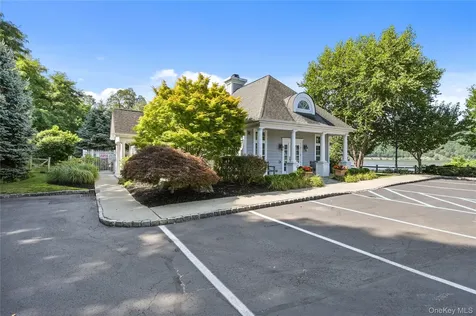 310 Bridgeview Drive Poughkeepsie NY 12601