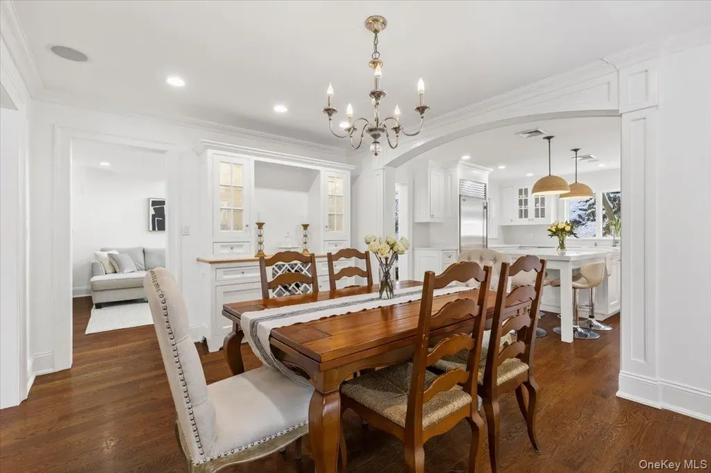 14 Eagles Bluff Rye Brook NY 10573