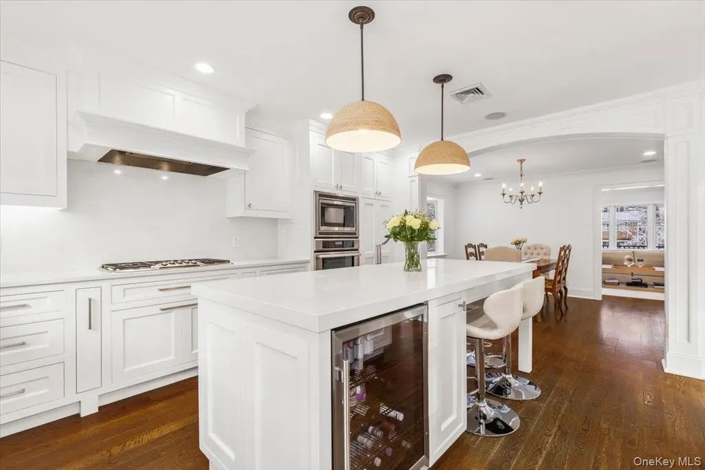 14 Eagles Bluff Rye Brook NY 10573