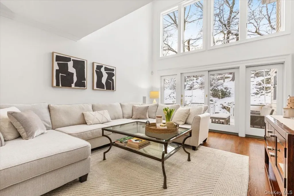 14 Eagles Bluff Rye Brook NY 10573