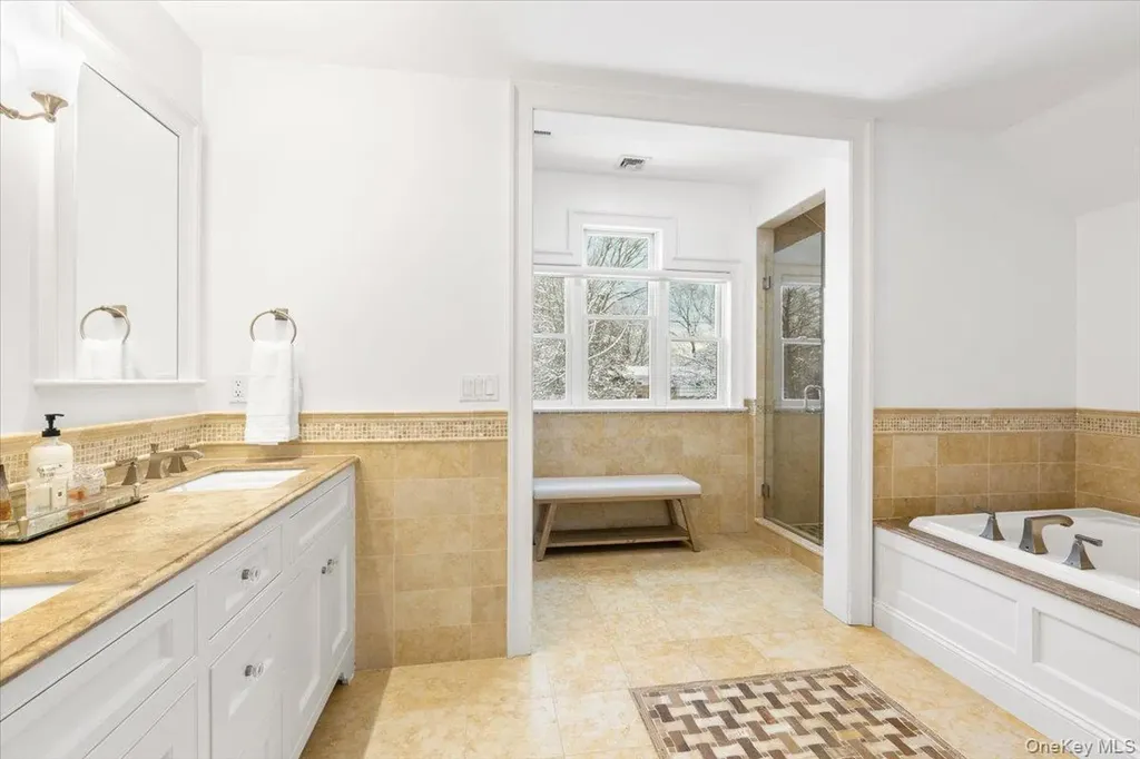 14 Eagles Bluff Rye Brook NY 10573