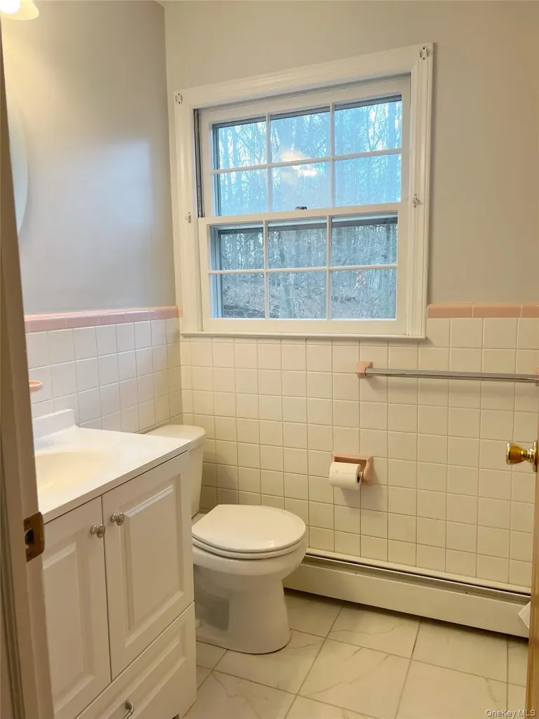 84 Hillis Terrace Poughkeepsie NY 12603
