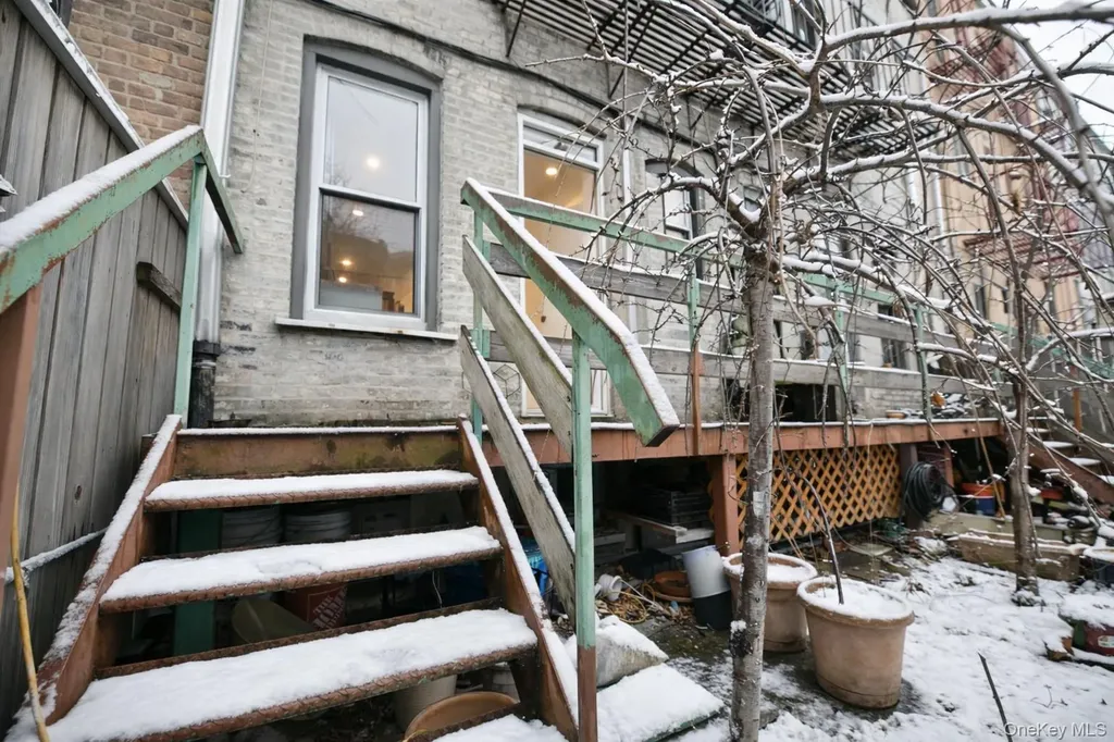 1679 Gates Avenue Ridgewood NY 11385