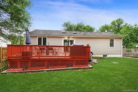 24 Homestead Drive Carmel NY 10512