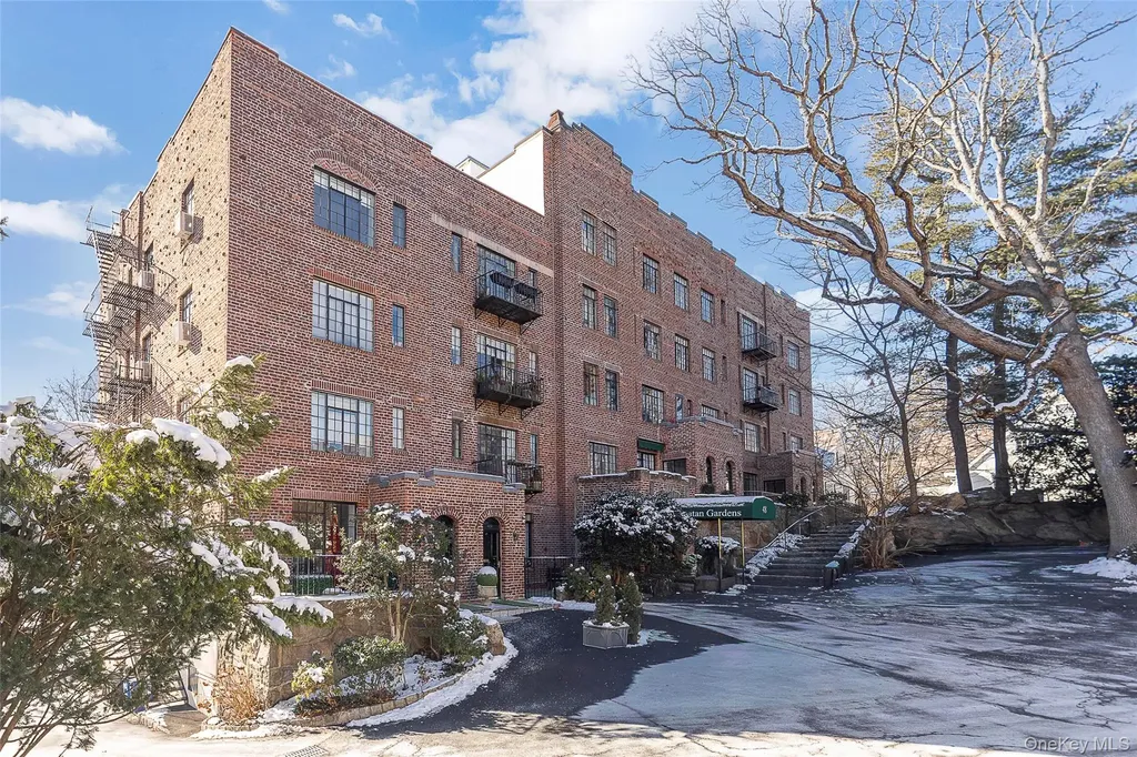 48 Sagamore Road Bronxville NY 10708