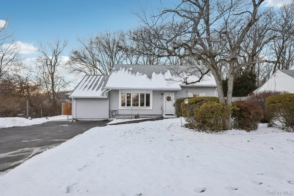 375 Laurel Road Pearl River NY 10965