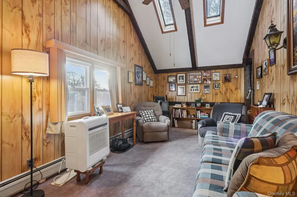 375 Laurel Road Pearl River NY 10965