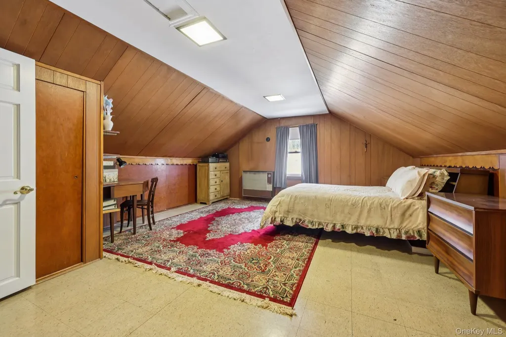 375 Laurel Road Pearl River NY 10965