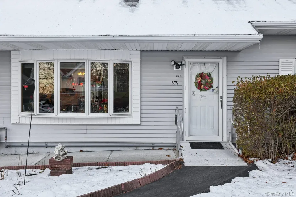 375 Laurel Road Pearl River NY 10965