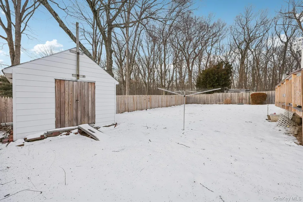 375 Laurel Road Pearl River NY 10965