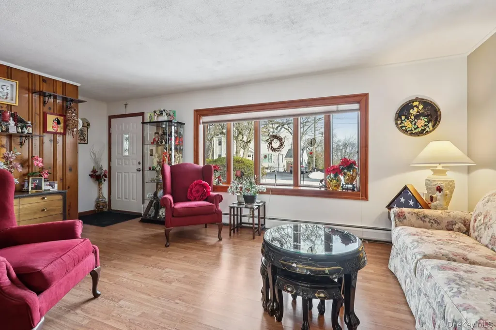 375 Laurel Road Pearl River NY 10965